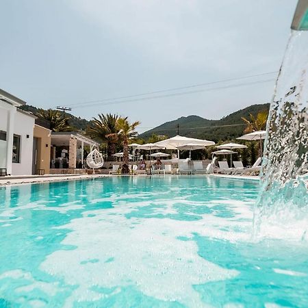 Pachis Escape Suites Экстерьер фото