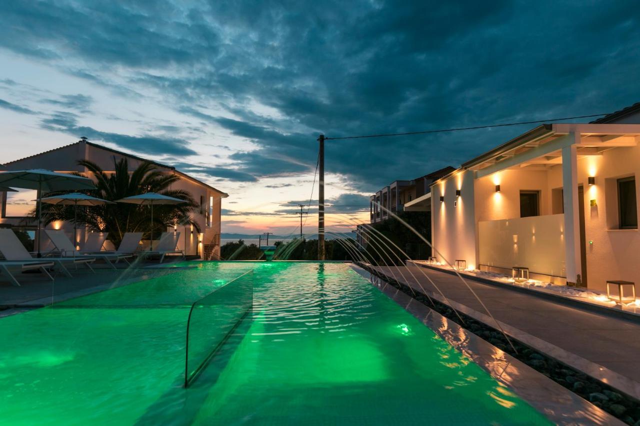Pachis Escape Suites Экстерьер фото
