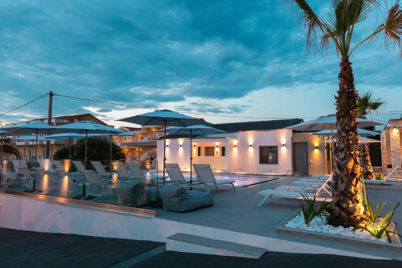 Pachis Escape Suites Экстерьер фото