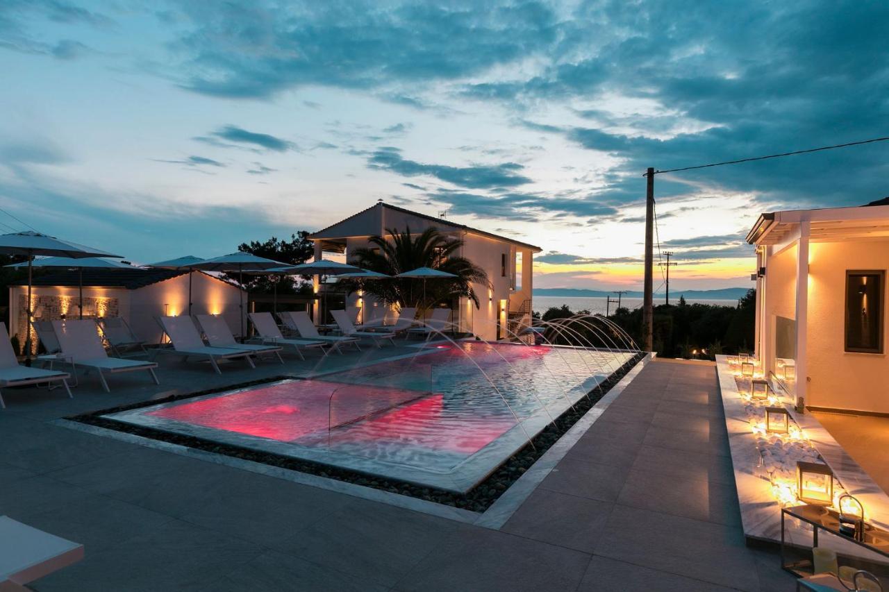 Pachis Escape Suites Экстерьер фото